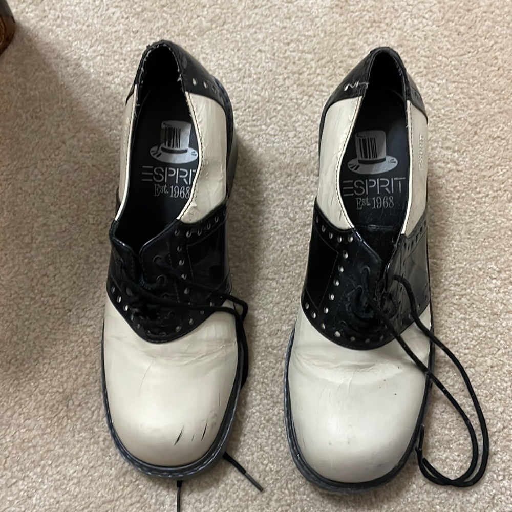 Vintage Espirit heeled Mary Janes